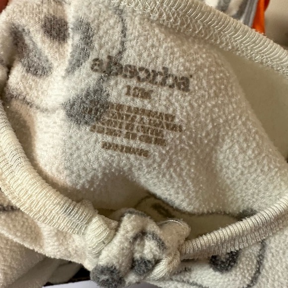 Carters One Piece Fleece Lot of 7 Pajamas | Multicolors | 12 Months - Picture 5 of 6